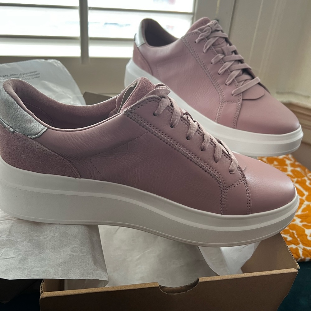 New Ugg Scrape Platform Sneakers- rose gray
